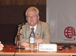 Chairing a session (Markku Villikka)